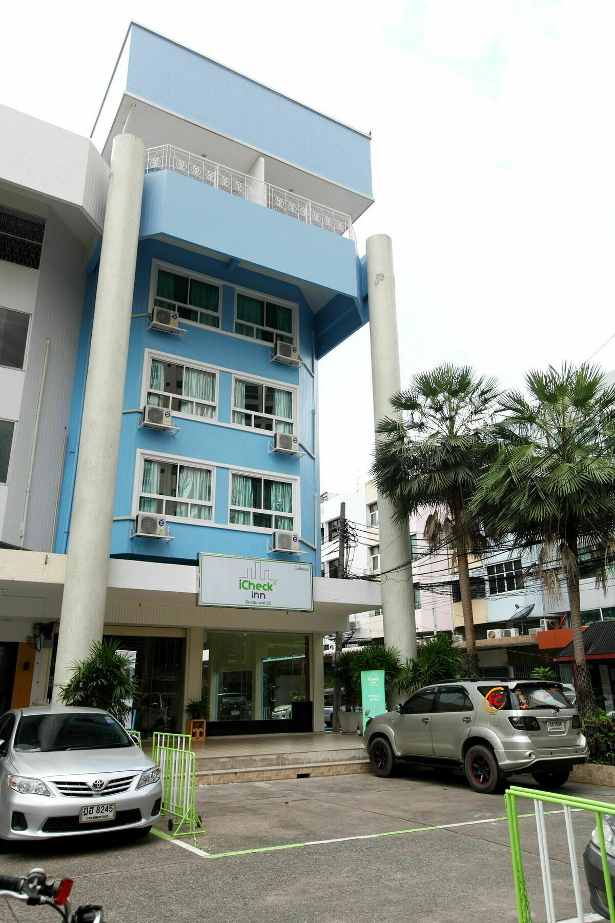 Icheck Inn Sukhumvit 22 Bangkok Bagian luar foto
