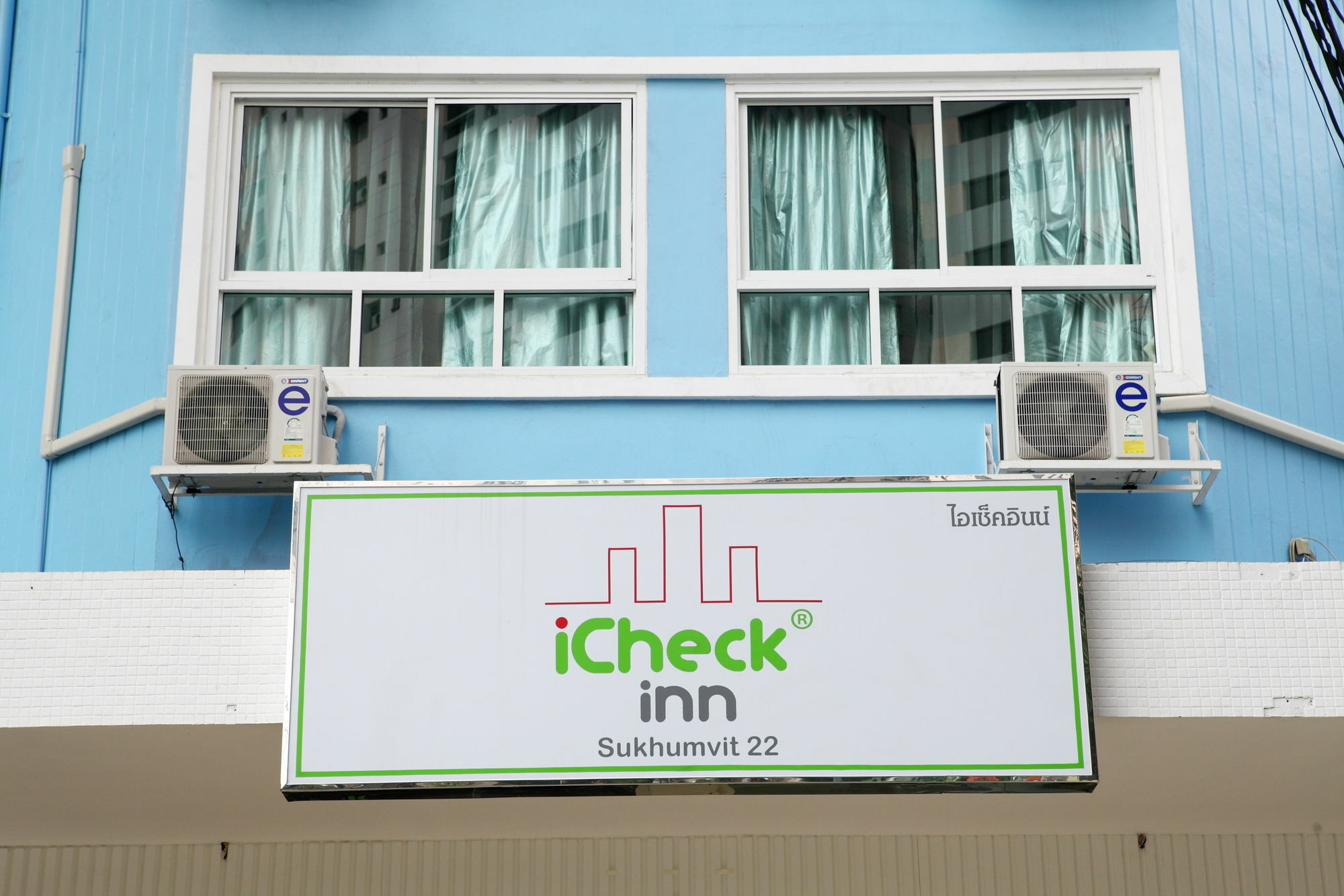Icheck Inn Sukhumvit 22 Bangkok Bagian luar foto