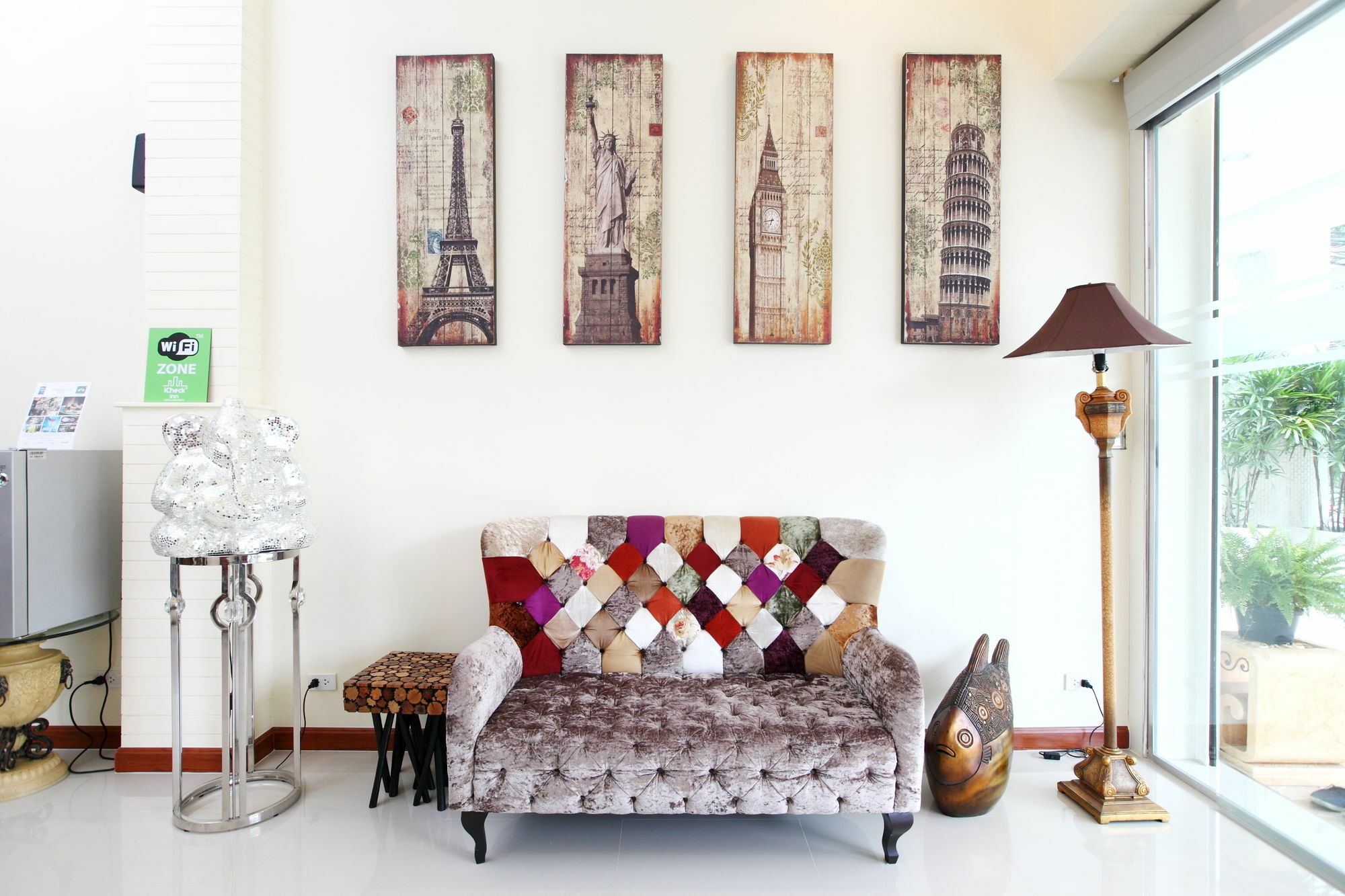 Icheck Inn Sukhumvit 22 Bangkok Bagian luar foto